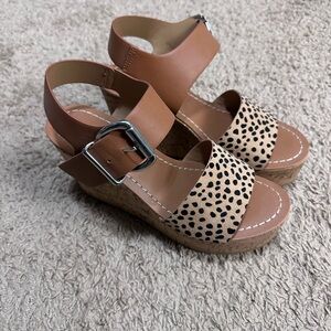 Soda leopard sandals 7.5